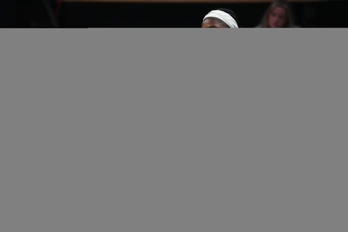 Colorado Buffaloes head coach JR Payne talks to forward Brianna McLeod (25) in the second half against the Oregon Ducks at CU Events Center